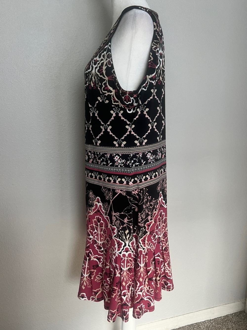WHBM Boho Print Sleeveless Mini Dress Size Large - Picture 4 of 9